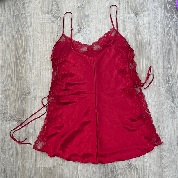 Torrid Red lingerie - Picture 3 of 4